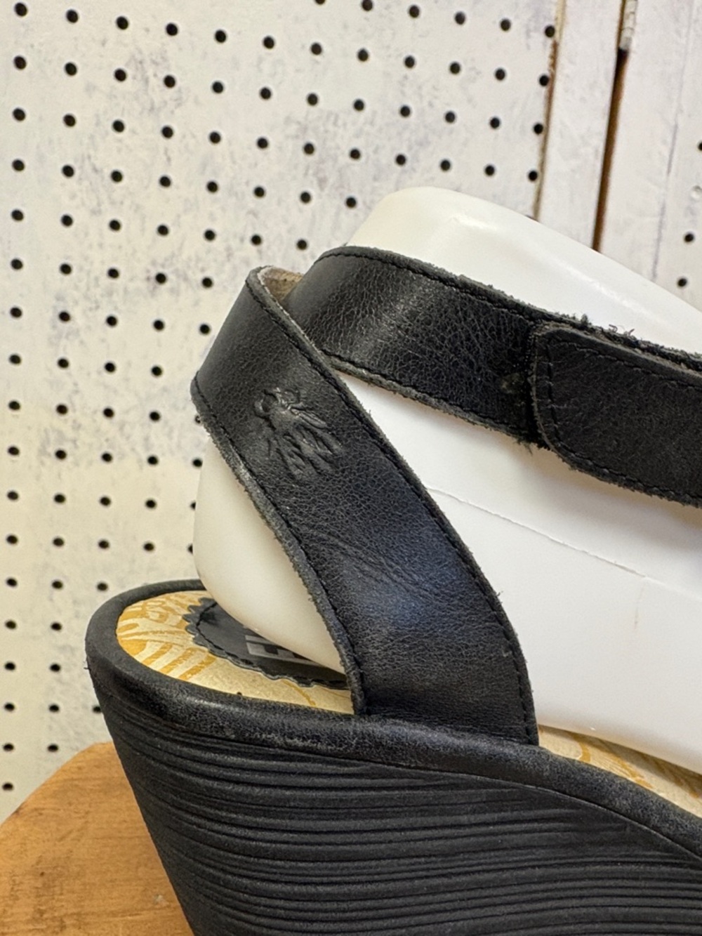 Fly London leather - Picture 2 of 10